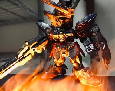 網友嘗試《橘燈加濕器搭配模型攝影》被火焰包覆的臨場感給震撼到了