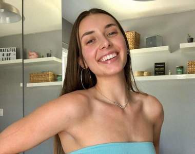 正妹分析《為什麼你老是不開心的原因》OH~講得內容好像都有中(按胸)