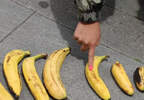 youtuber街訪《女高中生理想的香蕉大小》八種尺寸大小看看女孩最喜歡哪一種？