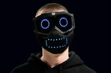 能顯示情緒的《電子口罩 Qudi》以後路上都戴著這種口罩的話，會不會有種滿滿賽博龐克的感覺？