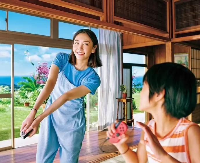 新垣結衣演出《Nintendo Switch運動》2022年夏季廣告,田舍劇情加上漂亮大姊姊,這劇情很可以喔❤ 新垣結衣演出《Nintendo Switch運動》2022年夏季廣告,田舍劇情加上漂亮大姊姊,這劇情很可以喔❤