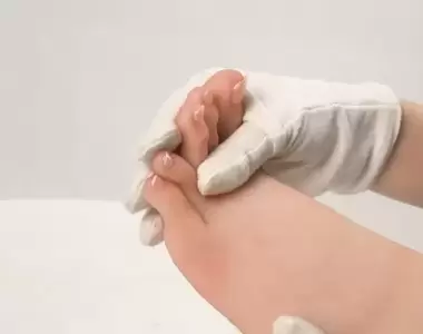 大人的新玩具《Cyomi 腳部模型》指甲略長，但造型完美值得你好好欣賞