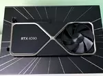 跟香蕉比…《Nvidia RTX 4090》有多大?放在一些熟悉的物體旁邊、來比比大小! 跟香蕉比…《Nvidia RTX 4090》有多大?放在一些熟悉的物體旁邊、來比比大小!