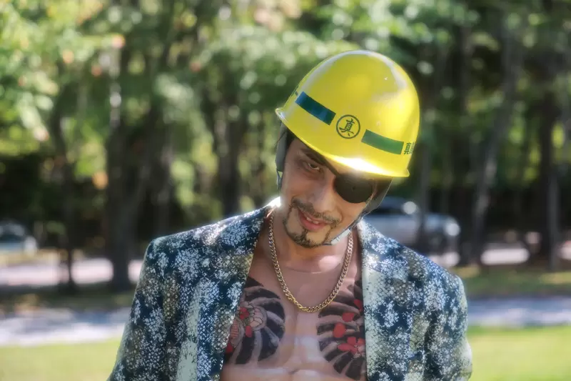 3次元兄貴降臨《真島吾郎cosplay》再現度超高就像是從電玩中走出來一樣 3次元兄貴降臨《真島吾郎cosplay》再現度超高就像是從電玩中走出來一樣