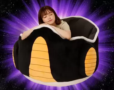 七龍珠搞笑周邊《弗利沙宇宙船坐墊》宇宙帝王的〝那個〞以地球人專用的形式登場XD