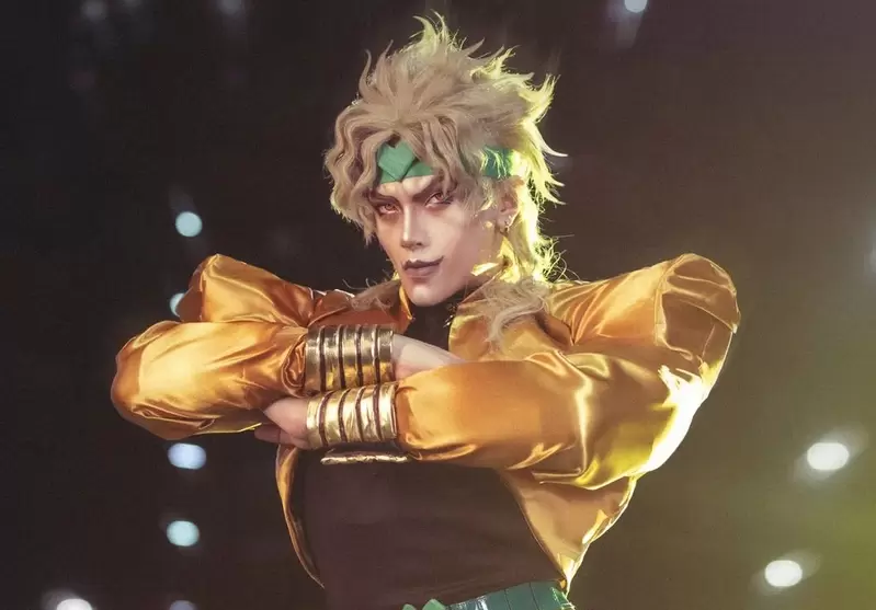 JoJo的奇妙冒險《迪奧·布朗度cosplay》無懈可擊的完成度!就差運來一台壓路機就算完美惹 JoJo的奇妙冒險《迪奧·布朗度cosplay》無懈可擊的完成度!就差運來一台壓路機就算完美惹