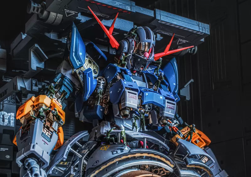 玩家改造《RG吉翁克》強悍塗裝加上精緻攝影，讓照片本身活出一種CG感