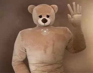 等身大《男友熊熊抱枕》給妳打從心底滿滿的安全感,溫暖舒服的依靠