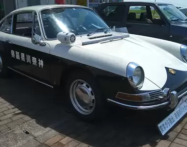 《日本保時捷912警車》全日本僅剩一輛超珍貴 差點要跟兄弟一樣變成廢鐵了