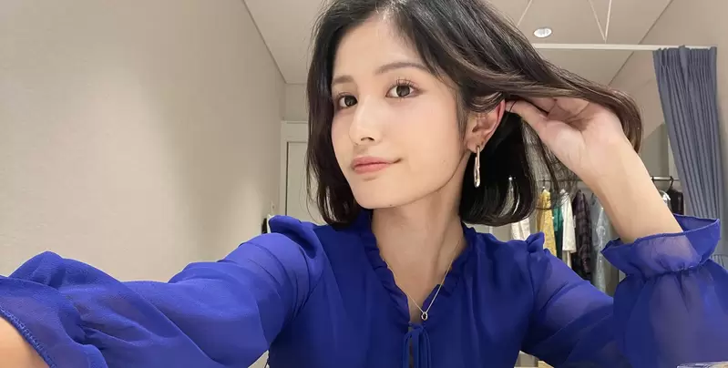 《正妹女主播穿錯鞋》搭車一小時才發現好羞恥 犯過同樣失誤的日本網友連忙安慰她