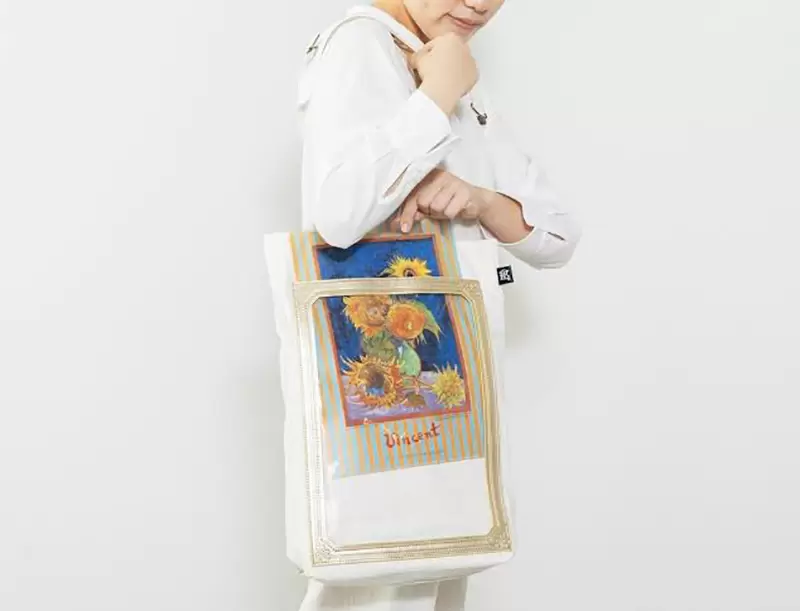 《資料夾裝飾提袋》宅宅出門必備創意商品 喜愛的資料夾化身痛提袋秀給大家看