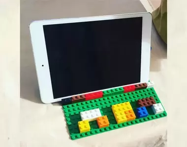 網友分享《那些在生活中發現的天才小發明》誰說小朋友才玩樂高，長大了樂高也超好用的好不好(燦笑)