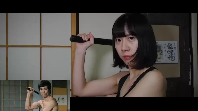 完全再現《李小龍精武門電影片段》母女兩人重現虹口道場最經典的BOSS戰役