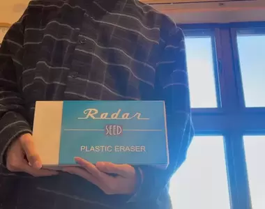 言出必行《超過500讚就買這種橡皮擦》結果還真的超過...那就買下來吧(超巨)