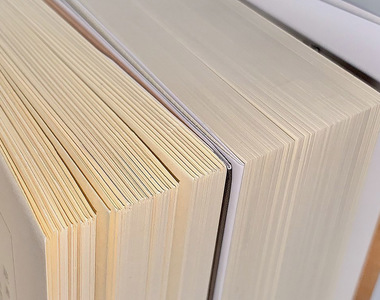 《日本網友不懂毛邊書》出版社澄清那不是瑕疵品 增添美感的手法並非所有人都懂……