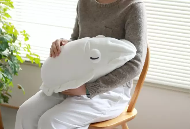 《軟軟烏賊抱枕》摸起來觸感極為舒服的超療癒安眠小物