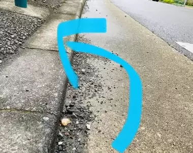 《騎腳踏車的人最有感的事情》不能小看這種路面段差，這可是會致人於死的...