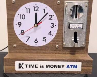 網友製作《可以用錢買時間的機器》時間成為貨幣的這天終於來了