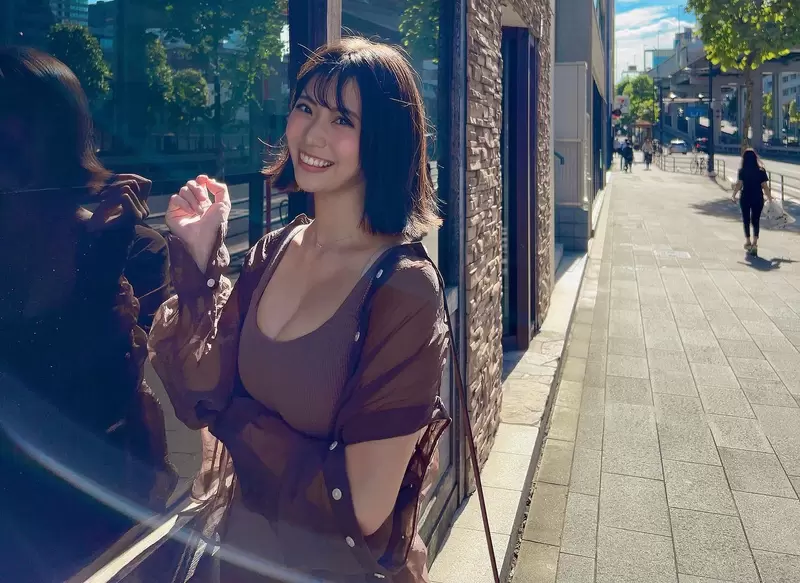 正港上空照《寫真偶像公開胸部X光照片》懷疑豐胸的人可以閉嘴了 正港上空照《寫真偶像公開胸部X光照片》懷疑豐胸的人可以閉嘴了