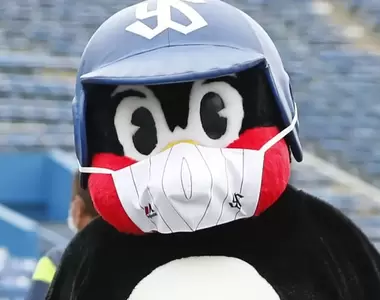 《燕九郎確診新冠病毒》球迷驚呼鳥類也會確診 你確定得的不是禽流感嗎？