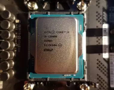 24核Intel第13代筆電CPU《HX系列》推出,i9-13980HX飆到5.6 GHz主打遊戲與創作者!