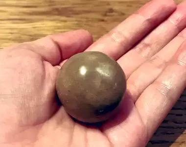 網友分享《母親保存了20年的泥巴球》成人式的這天媽媽傳LINE告知,那個當下真的感動到爆