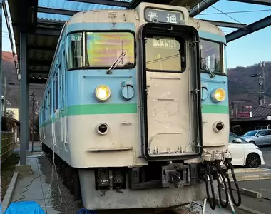 《買下電車的日本網友》每位鐵道迷都夢寐以求的收藏品 滿足慾望的同時還能幫助家業？
