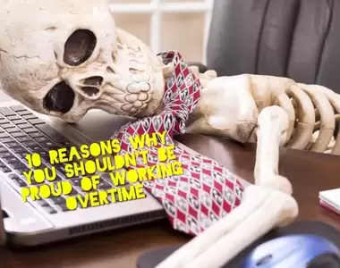 《絕對不准加班》印度某公司下班前電腦會跳出提醒,時間一到準時關機