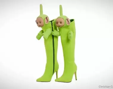 天線寶寶與時尚品牌聯名推出《迪西長靴》超醒目時尚單品,走在路上保證成為路人行注目禮的焦點