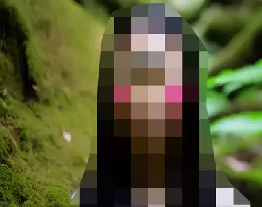 《讓AI畫「青木原樹海」》這一位詭異的女性不斷出現 難道是自殺勝地的怨靈嗎?【膽小勿看】