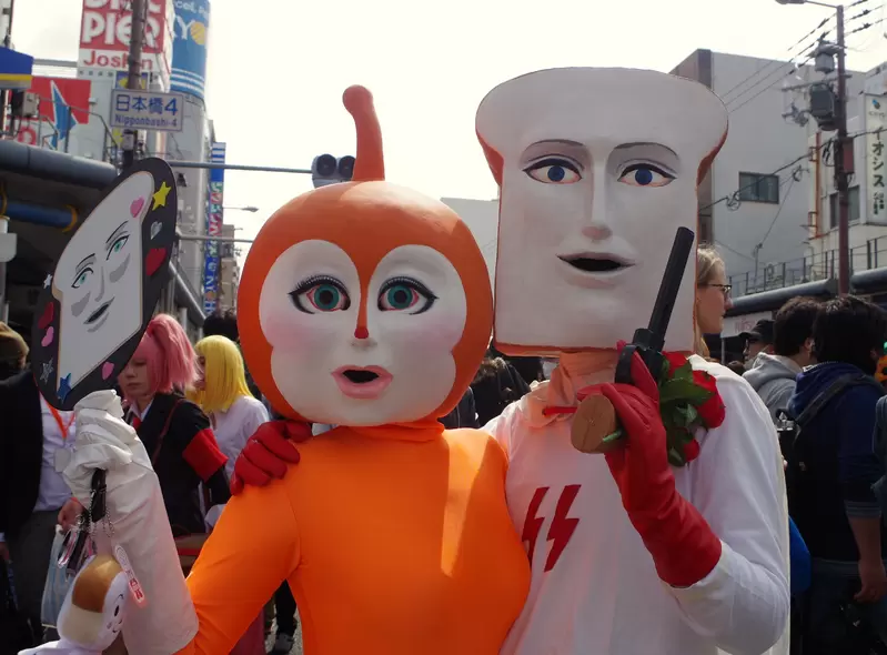 《探討紅精靈的心態》為什麼有細菌人還要追吐司麵包超人？好人跟偶像終究不一樣？