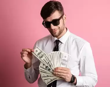 網友分享《事業有成但卻裝成失業男子的故事》原因只是為了避免親戚一直過來蹭