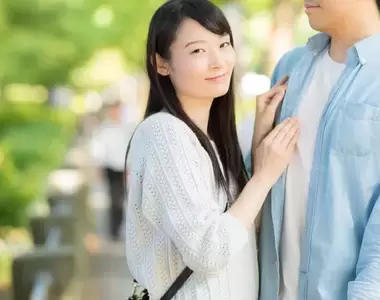 61歲女與29歲男的夫妻《32歲最萌年齡差》在IG上曬恩愛引起大量網友的注意