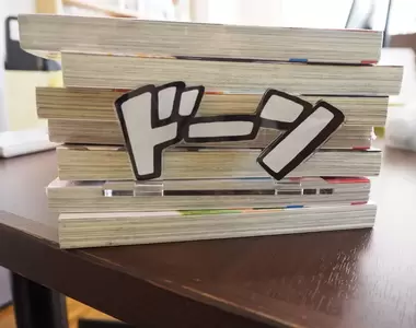 《漫畫狀聲詞擺飾》一秒替日常生活吹起漫畫風 讓你隨時隨地咚咚咚鏘鏘鏘