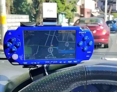 《PSP衛星導航》日本駕駛直呼超懷念 國外玩家享受不到的豪華聲優指路服務