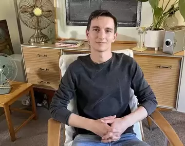 覺得錢錢不夠用嗎《義大利男子靠撿垃圾年收2萬澳幣》蘋果電腦、名牌包甚至時尚衣服撿來就有