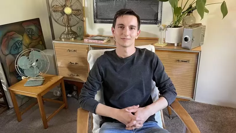 覺得錢錢不夠用嗎《義大利男子靠撿垃圾年收2萬澳幣》蘋果電腦、名牌包甚至時尚衣服撿來就有