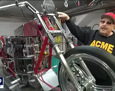 美國男子發明《加啤酒就能讓機車動起來的技術》或許在未來我們的載具再也不用加汽油了?