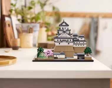 大人向的樂高玩具《姬路城Lego》慶祝登錄世界遺產30週年而推出的全新樂高商品