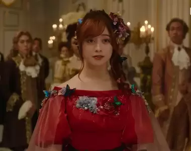 橋本環奈主演《小紅帽,在旅途中遇見屍體。》一齣能讓你體驗到懸疑、奇幻的神祕新喜劇登場
