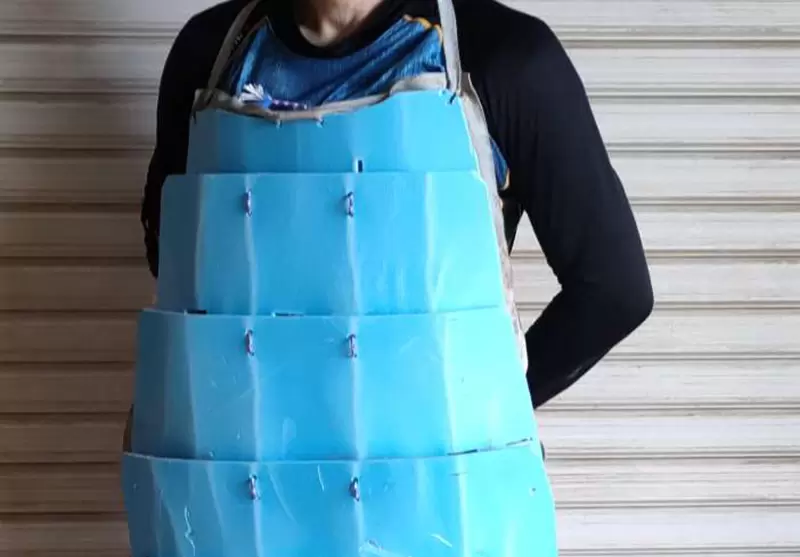 《跟野豬搏鬥的人》多虧自製甲冑保住一命 日本網友公開製作法願幫助更多人