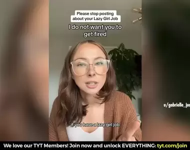另類雞湯文《女孩分享職場懶人大法》不是告訴你該如何奮鬥,而是如何做得更少領一樣的錢