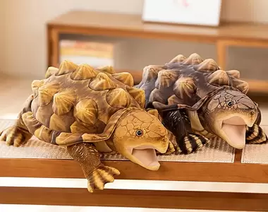 醜萌系可愛商品《鱷龜抱枕》爽爽抱玩又不用擔心強大的咬合力咬斷手指