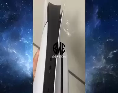 江湖傳言《PS5 Slim 新機型造型曝光》網友表示:過去厚型機還比較好看XD