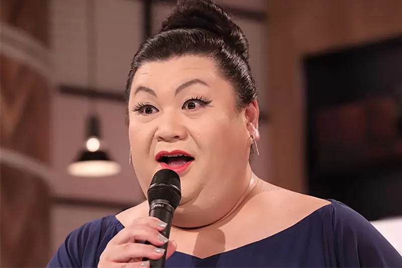 《終於坐上飛機的松子Deluxe》害怕身材塞不進座位一直不敢搭 如今直呼得到翅膀超開心 《終於坐上飛機的松子Deluxe》害怕身材塞不進座位一直不敢搭 如今直呼得到翅膀超開心