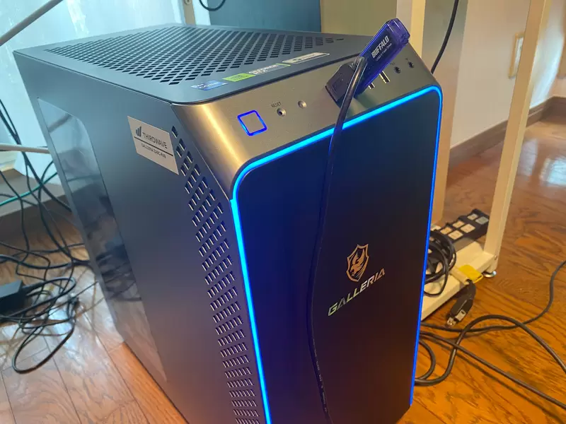 《日本YouTuber換了54萬新電腦》女網友暴怒老公買的也一樣？大家勸她不要太衝動