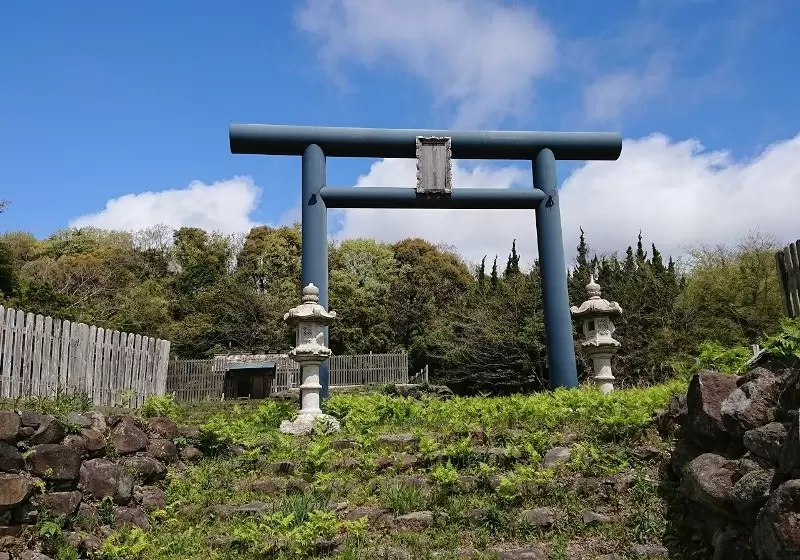 《日本神社打包出售中》買下神社能夠做什麼?可以供奉偶像販賣周邊商品嗎? 《日本神社打包出售中》買下神社能夠做什麼?可以供奉偶像販賣周邊商品嗎?