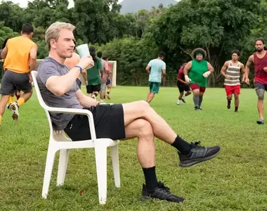 最不長進電影《下一球，勝利》教練是「法鯊」麥可法斯賓達 目標只要進一球