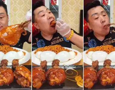 曉峰哥美食《繡眉暴食哥》四隻雞腿+炒麵+四顆蛋他可以用1分40秒的時間吃完