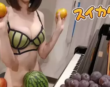 PanPiano彈奏《西瓜遊戲bgm》這越玩越大的小遊戲我看影片時也跟著越看越大